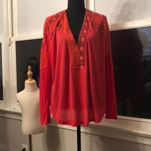 Free People Coral Top With Lace Details Sz S. NWOT.